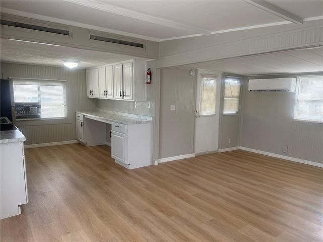 512 51ST AVENUE DRIVE W, Bradenton, FL 34207