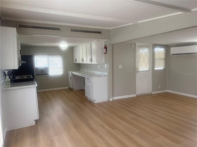 512 51ST AVENUE DRIVE W, Bradenton, FL 34207