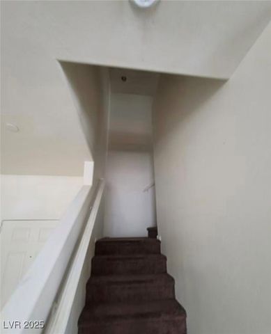 9033 Savvy Seam Court, Las Vegas, NV 89149