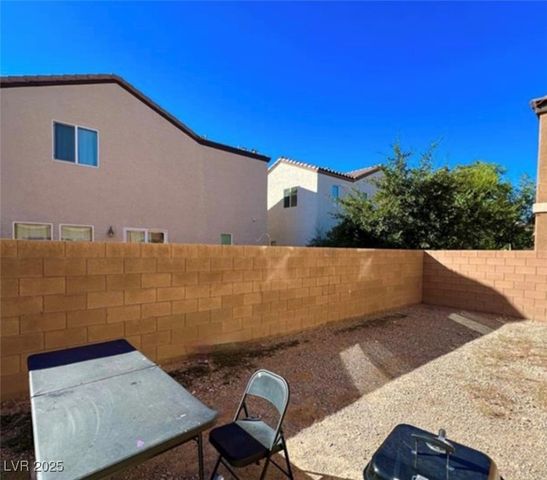 9033 Savvy Seam Court, Las Vegas, NV 89149
