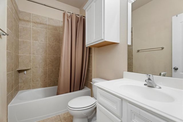 20131 Cascading Falls Boulevard, Cypress, TX 77433