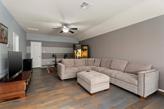 20131 Cascading Falls Boulevard, Cypress, TX 77433