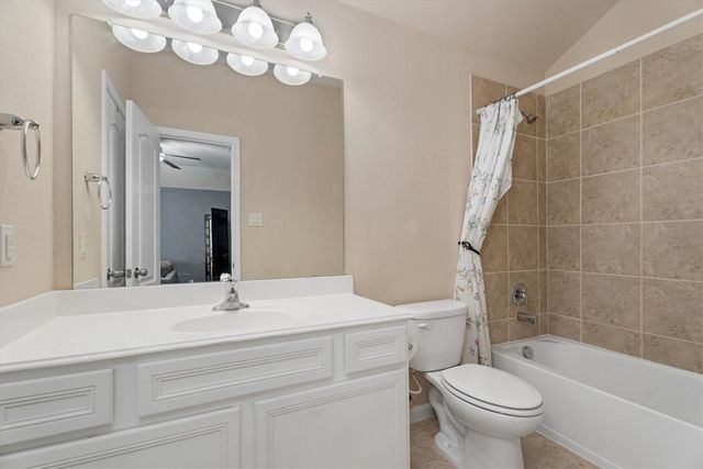 20131 Cascading Falls Boulevard, Cypress, TX 77433