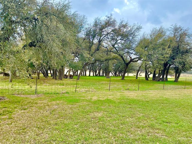 2501 County Road 228, Florence, TX 76527