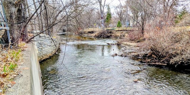 4912 Oakland Avenue, Minneapolis, MN 55417