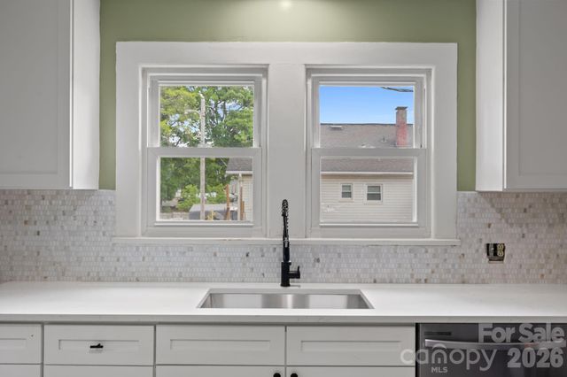 2407 N Main Street, Kannapolis, NC 28081