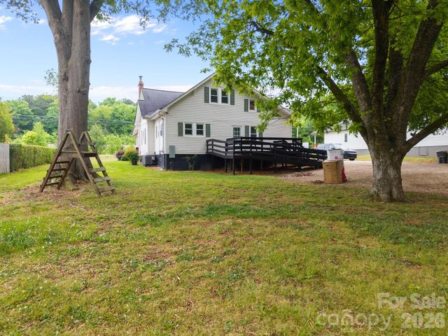 2407 N Main Street, Kannapolis, NC 28081