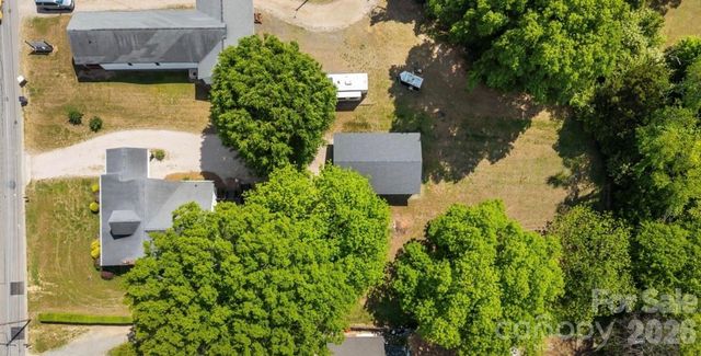 2407 N Main Street, Kannapolis, NC 28081