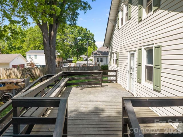 2407 N Main Street, Kannapolis, NC 28081