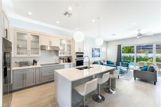 596 111th AVE N, Naples, FL 34108