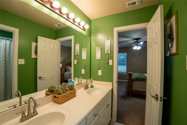 422 Oak Brook Drive, Lucas, TX 75002