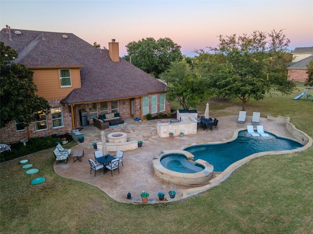 422 Oak Brook Drive, Lucas, TX 75002