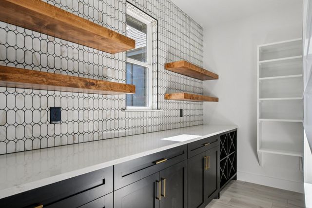 1020 Inka RD, Salado, TX 76571