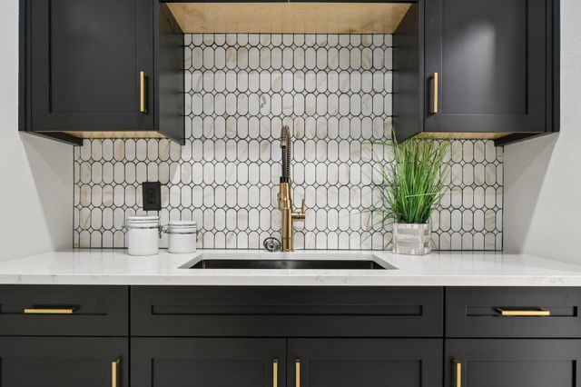 1020 Inka RD, Salado, TX 76571