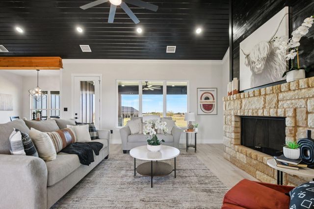 1020 Inka RD, Salado, TX 76571