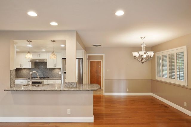 1150 Junewood Ct, Lodi, CA 95242