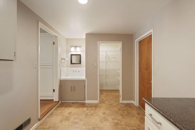 1150 Junewood Ct, Lodi, CA 95242