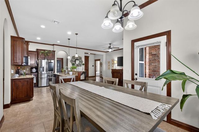 10905 SW 30th Terrace, Yukon, OK 73099