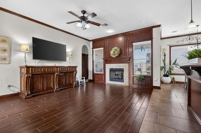 10905 SW 30th Terrace, Yukon, OK 73099