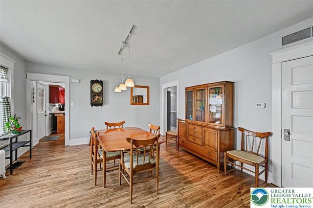 1747 West Union Boulevard, Bethlehem City, PA 18018