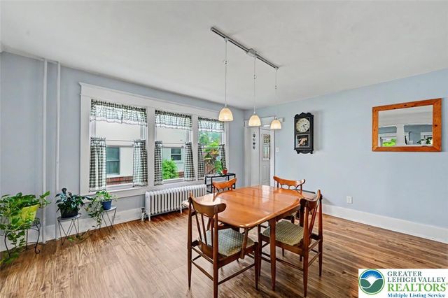 1747 West Union Boulevard, Bethlehem City, PA 18018