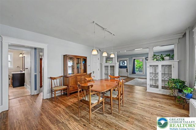 1747 West Union Boulevard, Bethlehem City, PA 18018