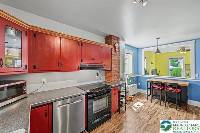 1747 West Union Boulevard, Bethlehem City, PA 18018