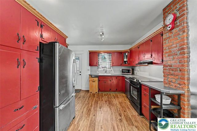 1747 West Union Boulevard, Bethlehem City, PA 18018