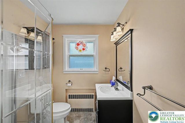 1747 West Union Boulevard, Bethlehem City, PA 18018
