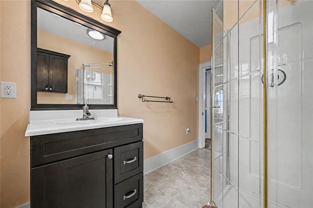 1747 West Union Boulevard, Bethlehem City, PA 18018