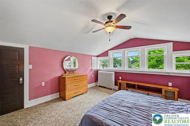 1747 West Union Boulevard, Bethlehem City, PA 18018