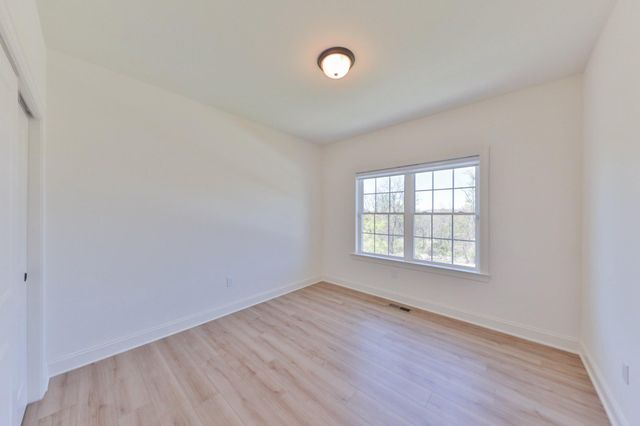 2595 STONEWALL DR, Center, PA 18034