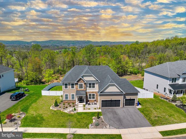 2595 STONEWALL DR, Center, PA 18034