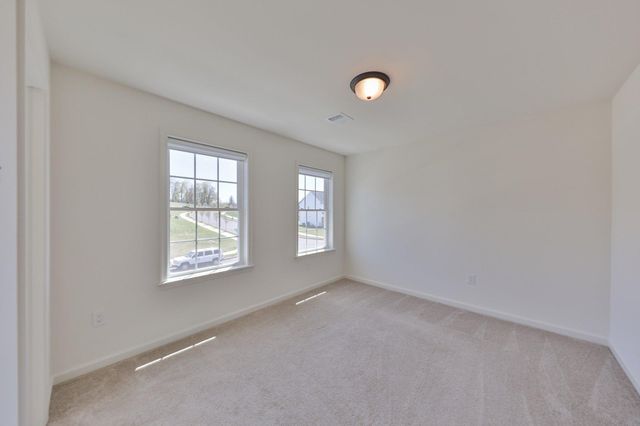 2595 STONEWALL DR, Center, PA 18034