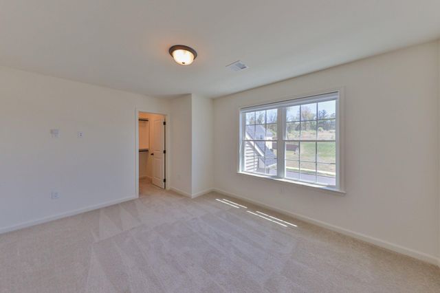 2595 STONEWALL DR, Center, PA 18034