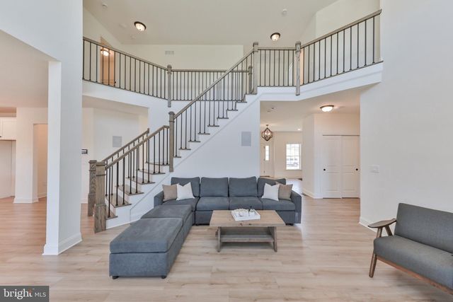 2595 STONEWALL DR, Center, PA 18034