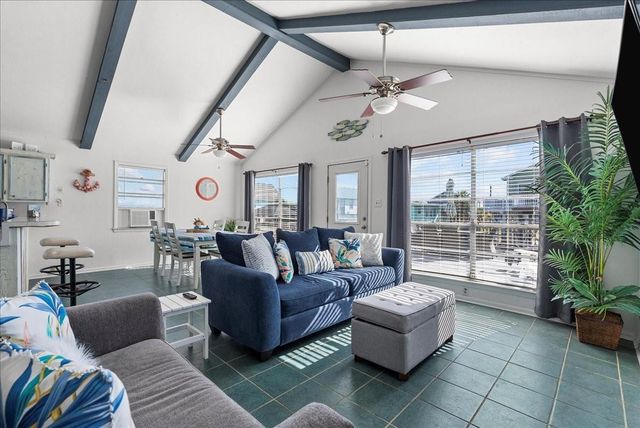 324 Shark Lane, Surfside Beach, TX 77541