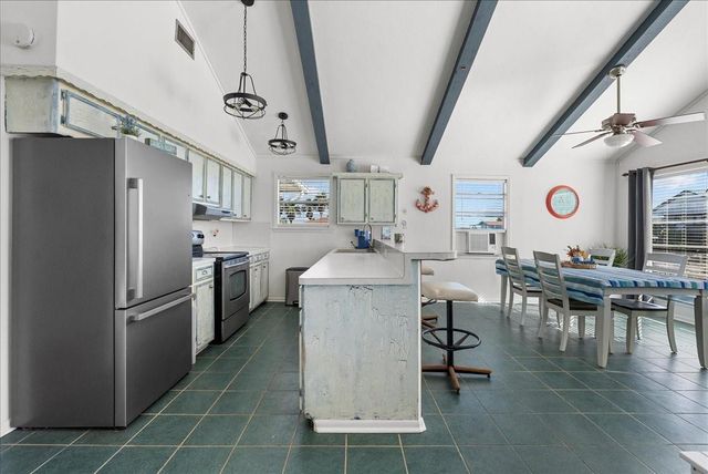 324 Shark Lane, Surfside Beach, TX 77541