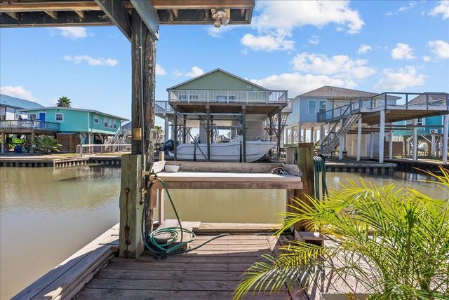 324 Shark Lane, Surfside Beach, TX 77541