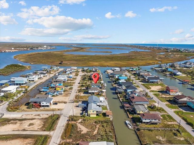 324 Shark Lane, Surfside Beach, TX 77541