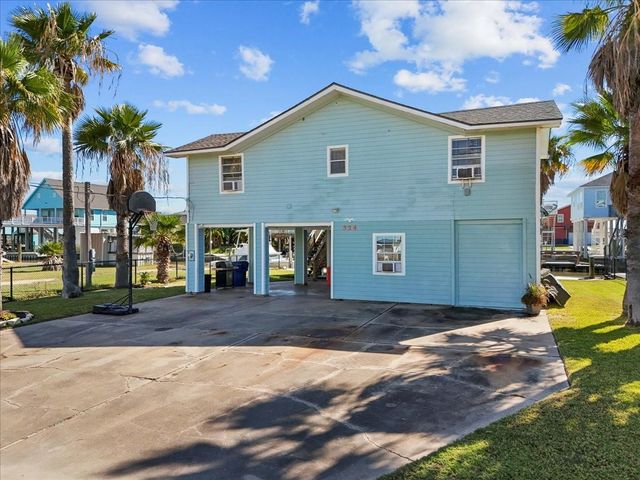 324 Shark Lane, Surfside Beach, TX 77541