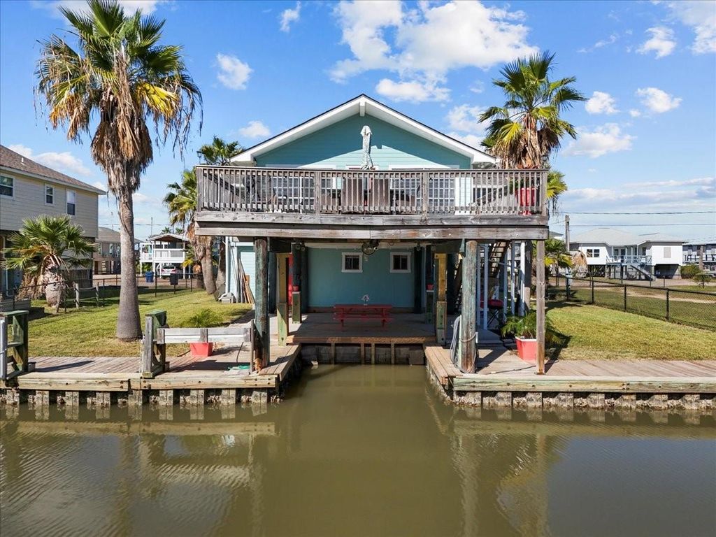 324 Shark Lane, Surfside Beach, TX 77541