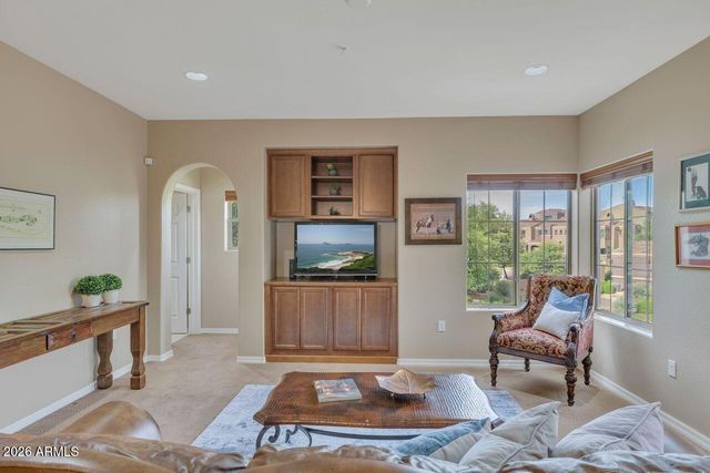 3935 E ROUGH RIDER Road 1106, Phoenix, AZ 85050