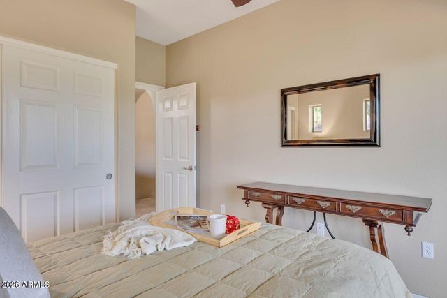 3935 E ROUGH RIDER Road 1106, Phoenix, AZ 85050