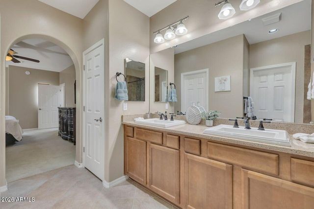 3935 E ROUGH RIDER Road 1106, Phoenix, AZ 85050