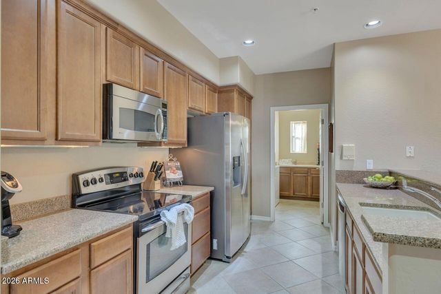 3935 E ROUGH RIDER Road 1106, Phoenix, AZ 85050