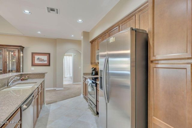 3935 E ROUGH RIDER Road 1106, Phoenix, AZ 85050