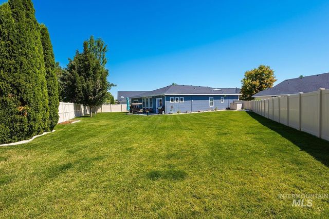 4513 S Dazzle Ave, Meridian, ID 83642