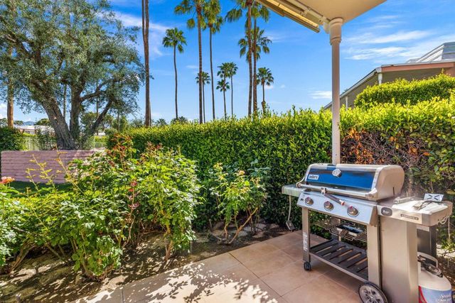 47432 Medina Drive W, Palm Desert, CA 92260