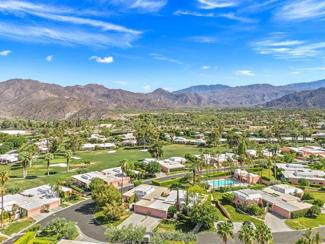 47432 Medina Drive W, Palm Desert, CA 92260
